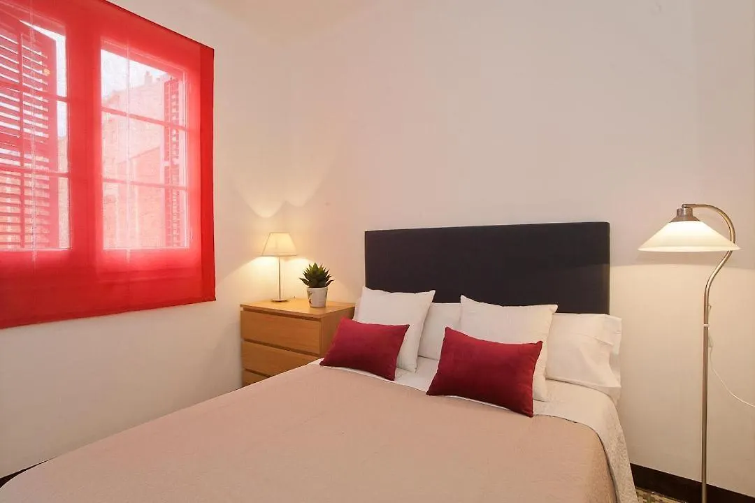 Apartamento En Avenida Gaudi برشلونة