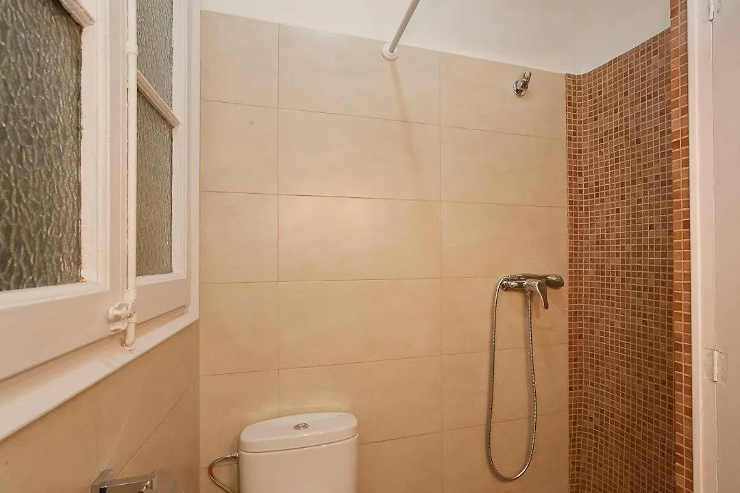 شقة Apartamento En Avenida Gaudi برشلونة